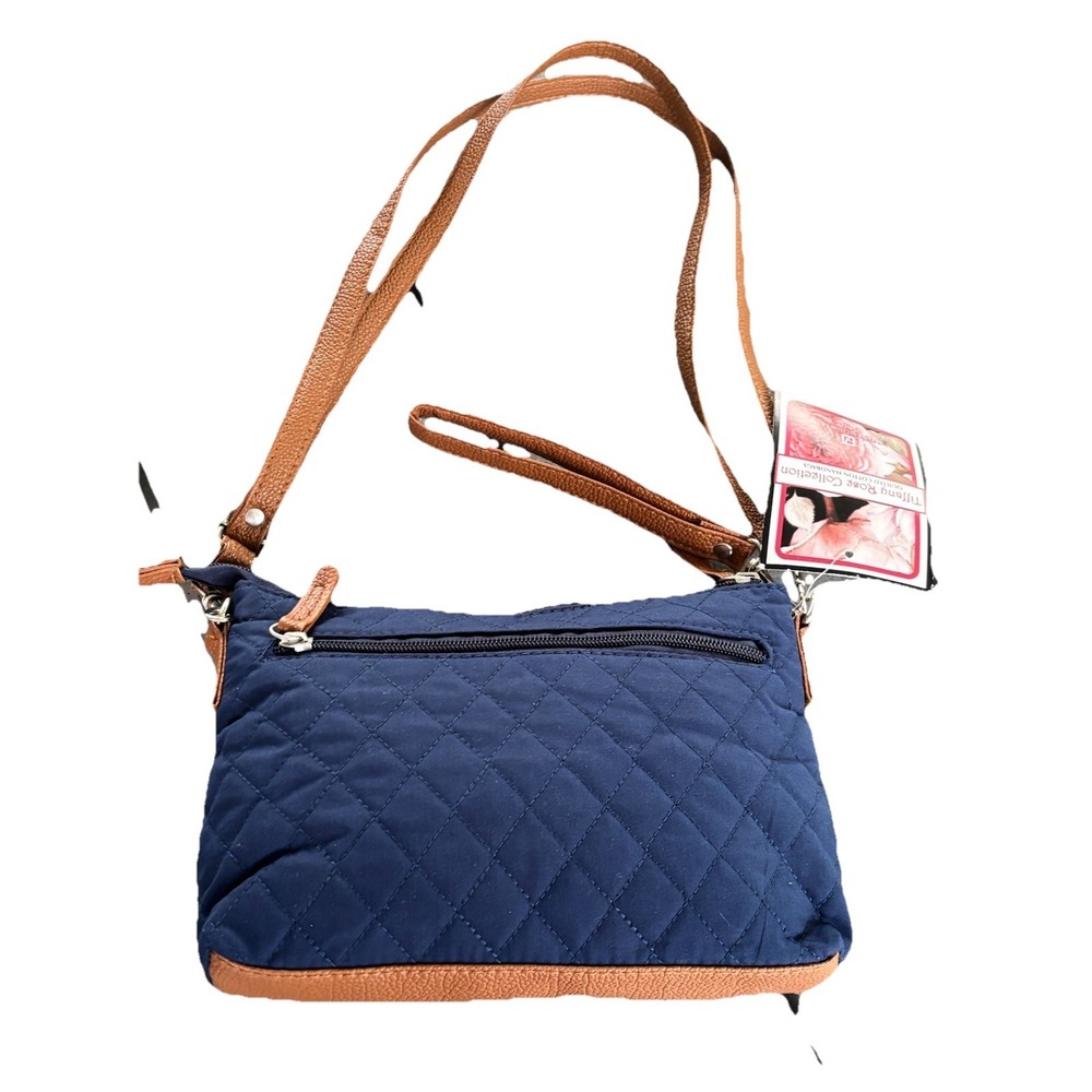 Stone Mountain Quilted Crossbody Bag Navy New With Tags - Picture 2 of 4